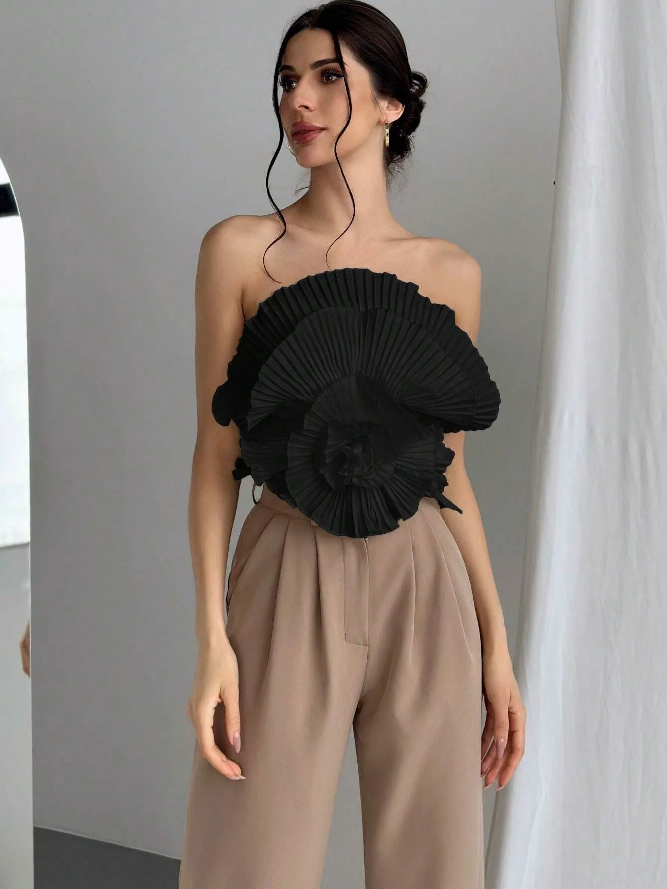 Aloruh Floral Pleated Bandeau
