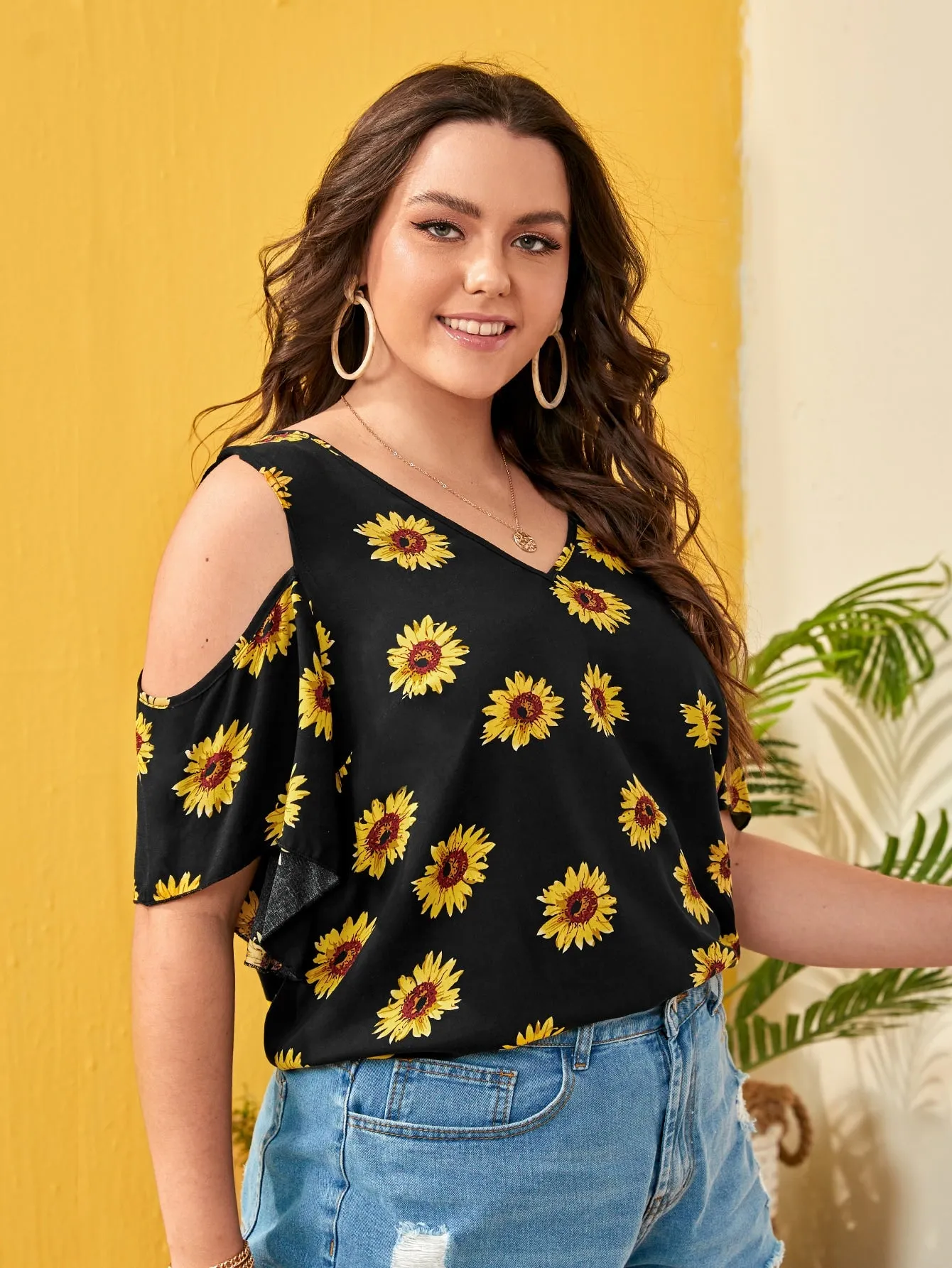 Floral Cut Out Half Sleeve V Neck Regular Plus Size Blouse
