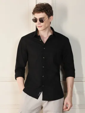 Men's Black Solid Spread Collar Long Sleeves Relaxed Fit Casual Shirt