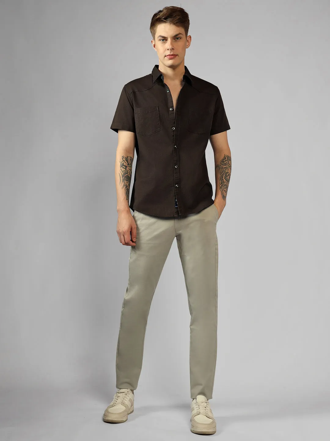 Men's Brown Solid Spread Collar Short Sleeves Regular Fit Casual Shirt