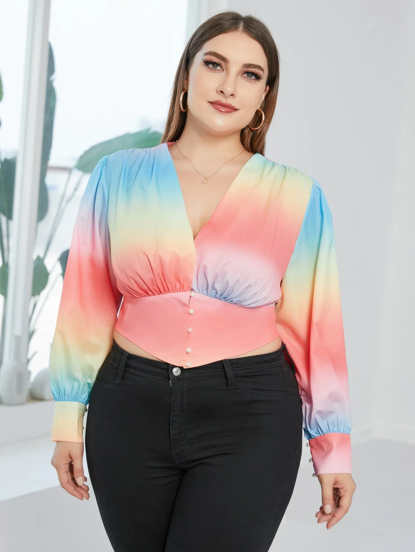 Ombre Button Front Long Sleeve V Neck Crop Plus Size Blouse
