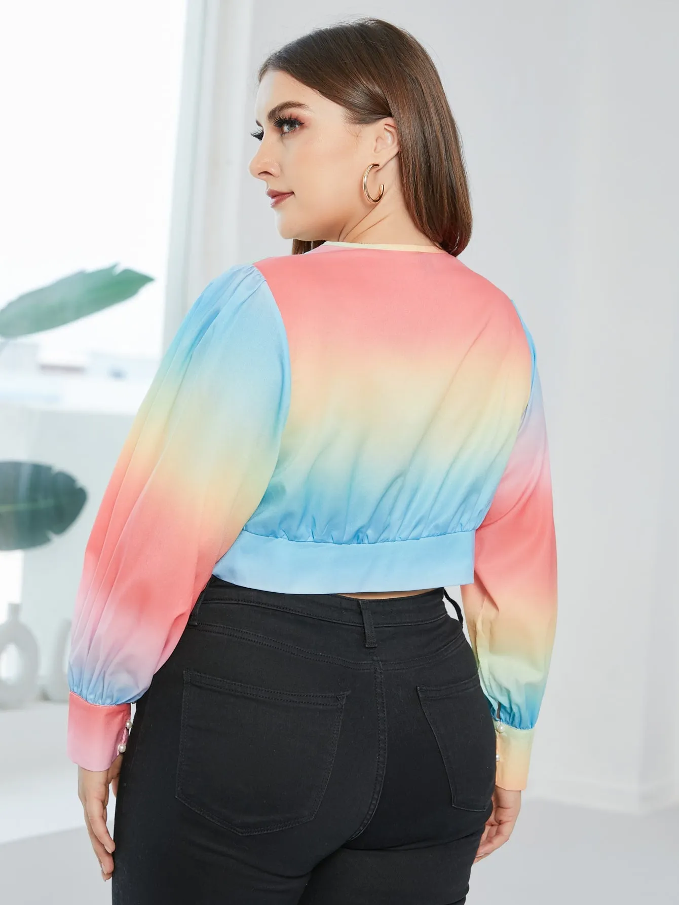 Ombre Button Front Long Sleeve V Neck Crop Plus Size Blouse