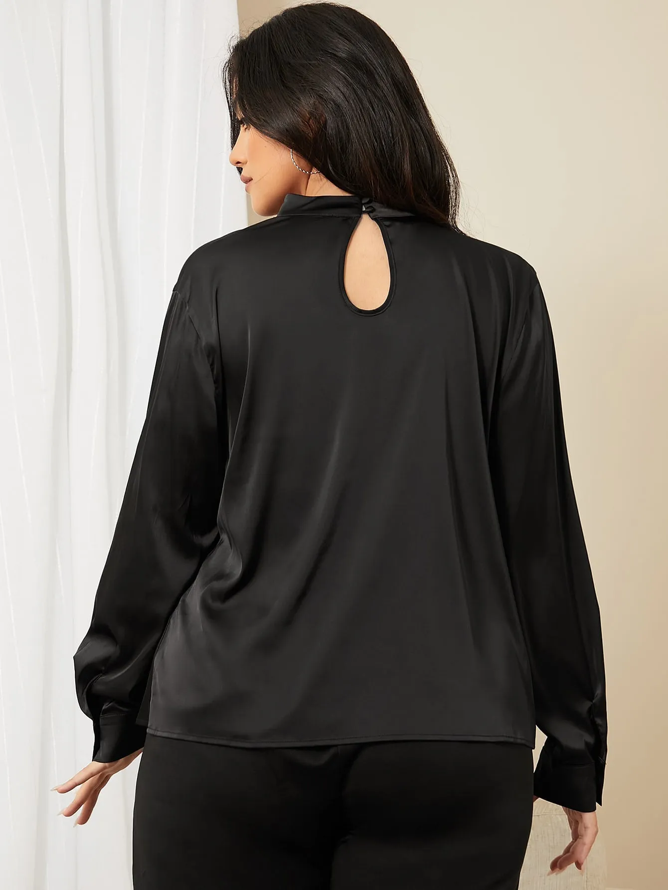 Plain Draped Long Sleeve Keyhole Neckline Regular Plus Size Blouse